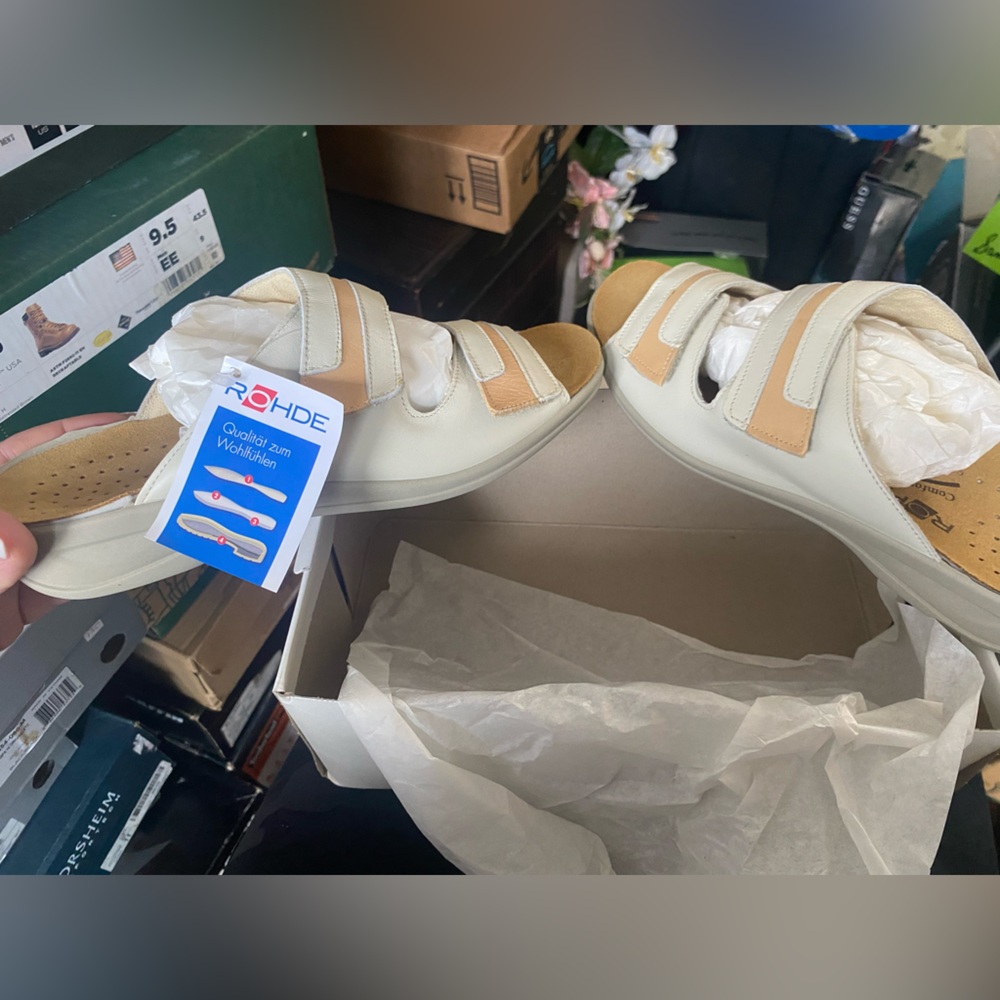 New rhode sandals